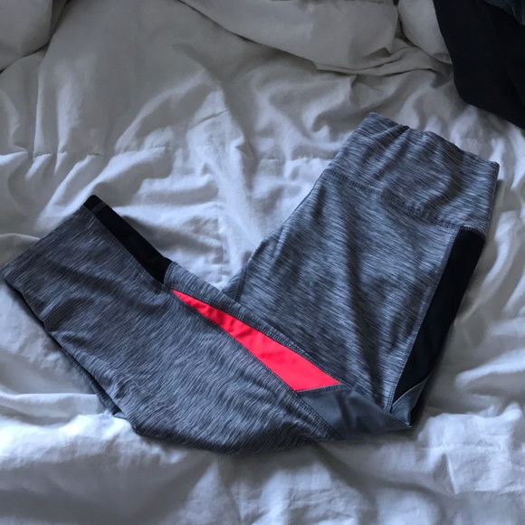 Rebok cropped workout leggings - Picture 3 of 4